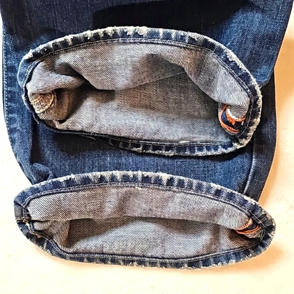 Diesel Industry Denim Division Jeans. Men's Size: Waist 36x32 1/2 Inseam.